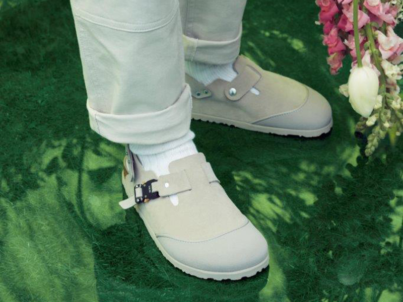 ديور تحيي أجمل لحظات الماضي بالتعاون مع علامة  Birkenstock